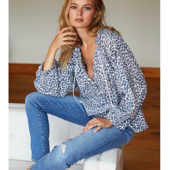 Emerson Fry Curation Bardot top in leopard gray Sz S - Picture 1 of 8